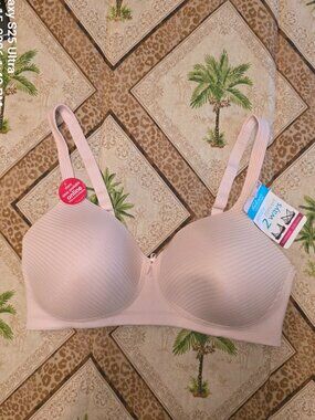 Vanity Fair Padded Wire Free Bra Size 36
